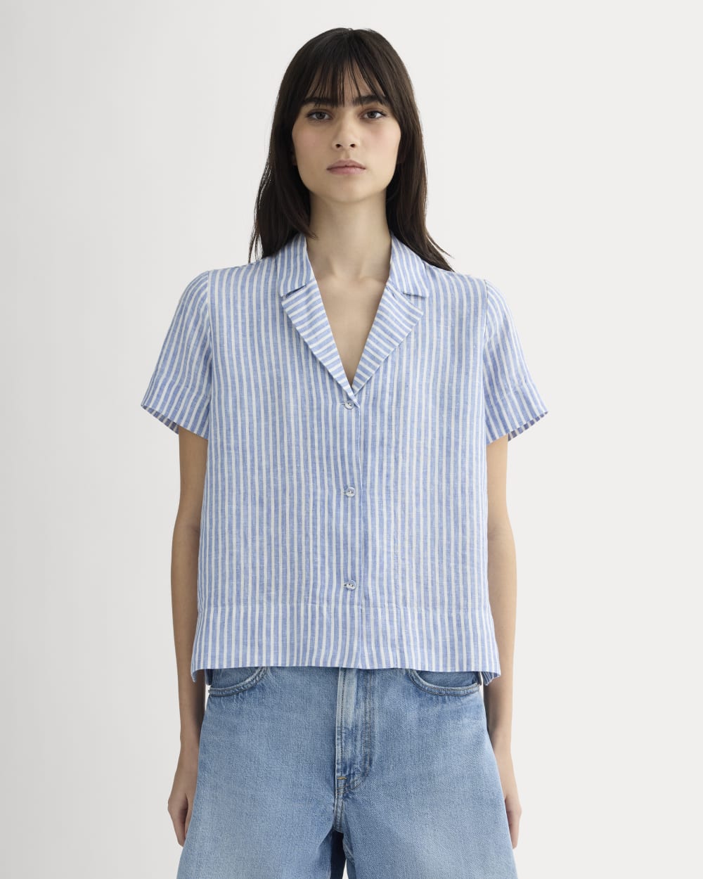 The Notch Shirt in Linen | Bluebell / Bone