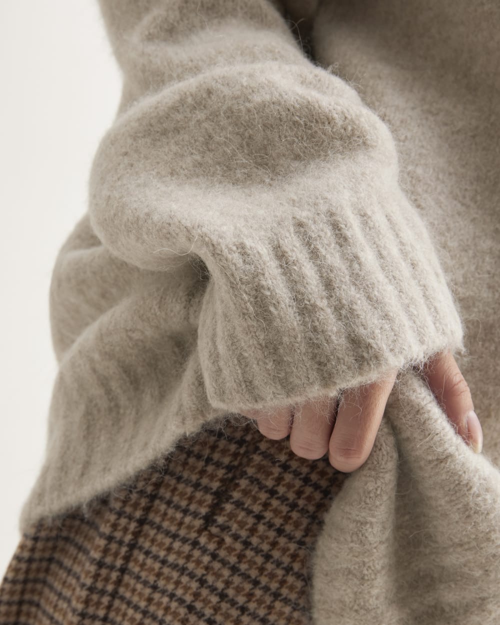 The SuperFuzz Alpaca Crew | Light Oat