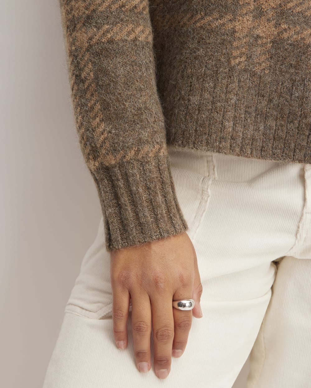 The Alpaca Cropped Crewneck Sweater | Cocoa / Tiger's Eye