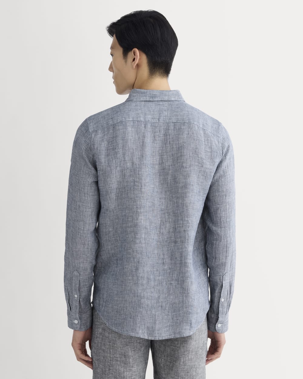 The Classic Shirt in Linen | White / Blue