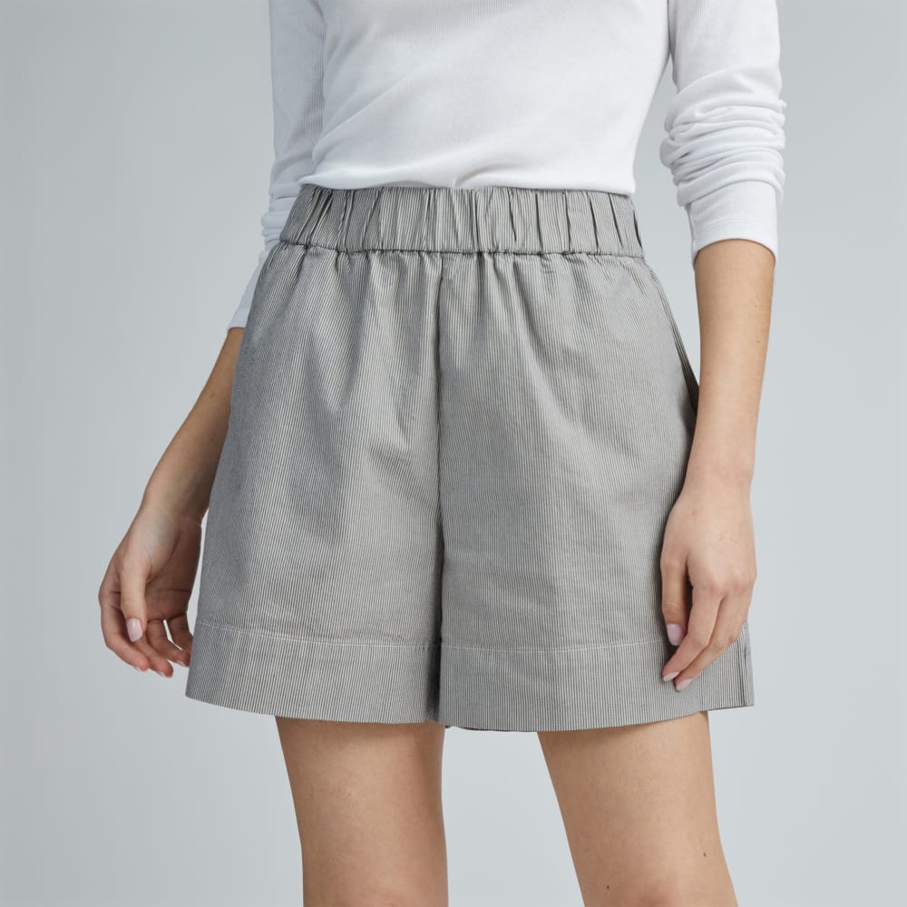 The Easy Short | Canvas Tan / Navy
